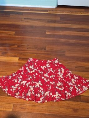 Vintage High Waisted 1970s Red Floral Women's Skirt
